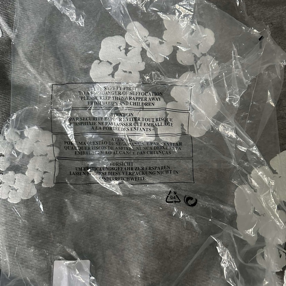 Gray Floral Print Top